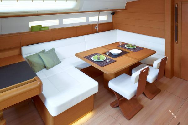 Salty Sachts Fiesta - Dining Room